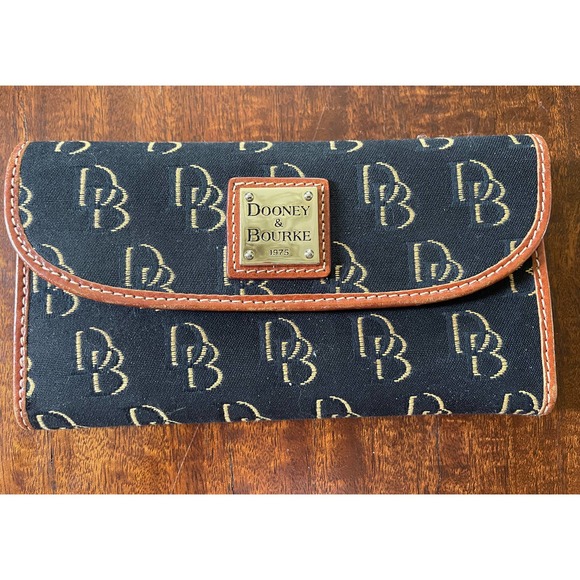 Dooney & Bourke Bags Dooney Bourke Gretta Continental Clutch Wallet